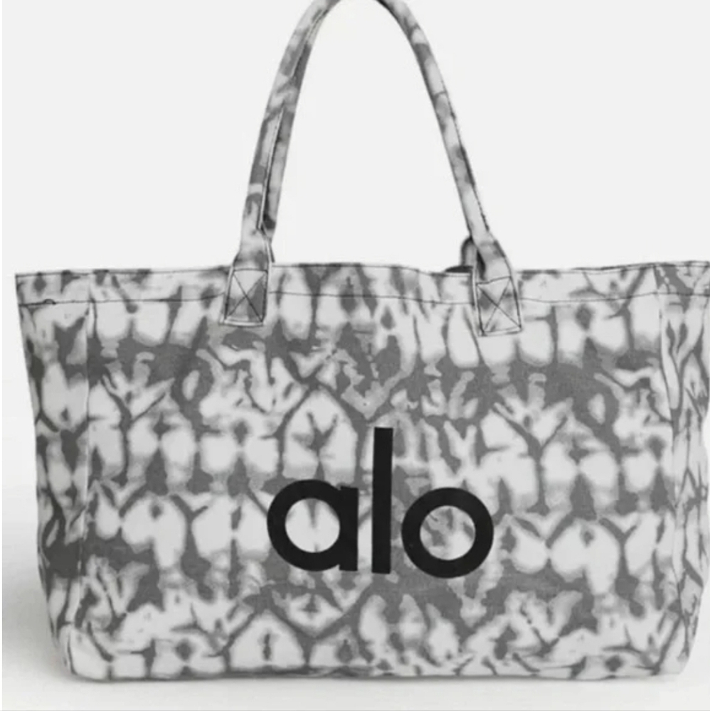 ALO Yoga Black and Gray Patterned Tote Bag